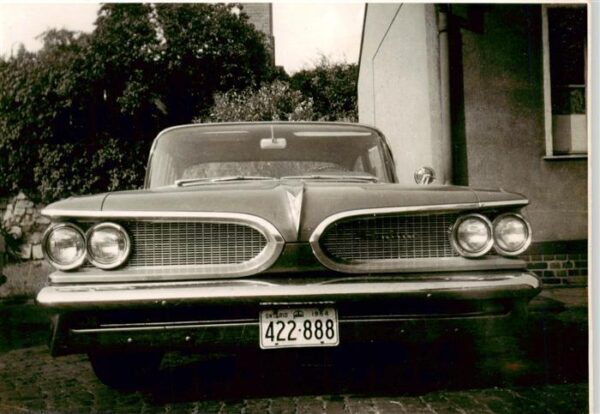 Autos Cars Voitures Pontiac Bonneville