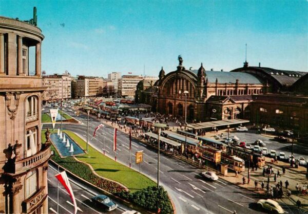 Strassenbahn Tramway-- Frankfurt am Main Hauptbahnhof