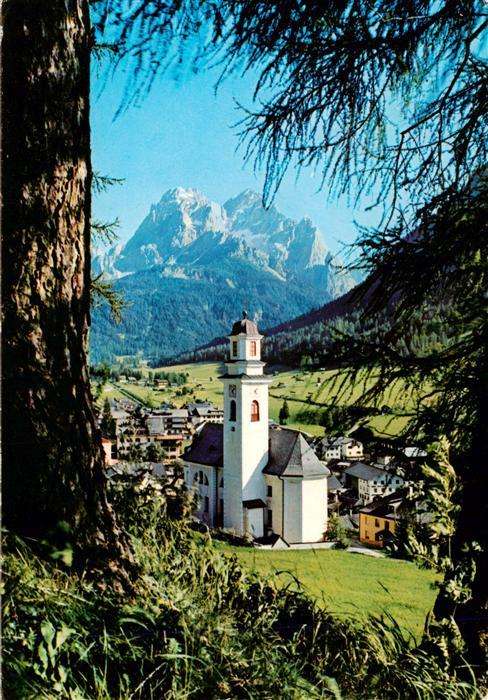 Sexten Sesto Suedtirol IT Panorama Blick gegen Elferkofel und Rotwand Dolomiten