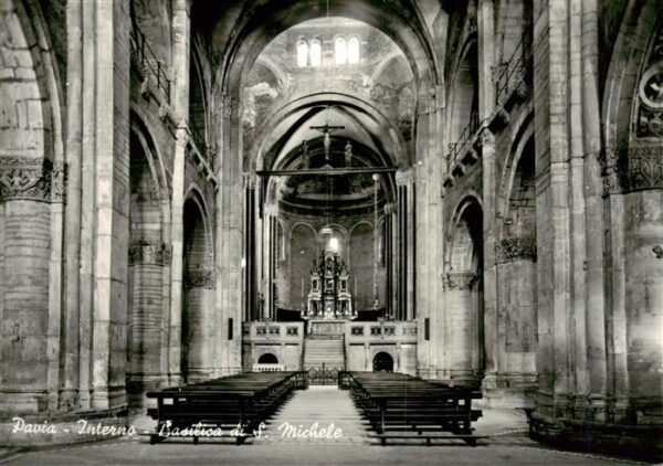 Pavia Lombardia IT Interno Basilica di San Michele