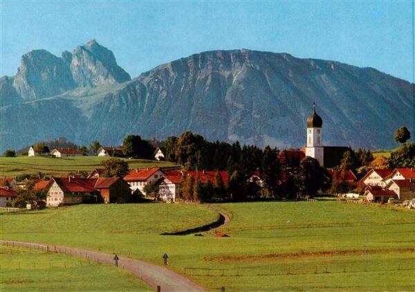 Seeg Allgaeu mit Aggenstein und Breitenberg