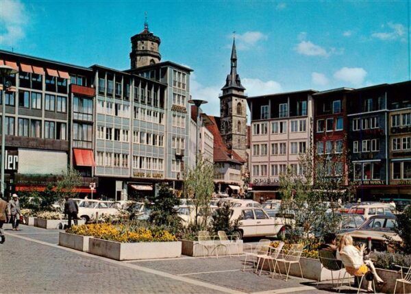 Stuttgart Marktplatz mit Stiftskirche