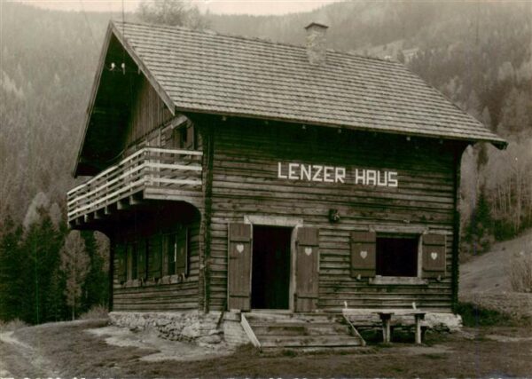 Mistelbach Wels Oberoesterreich AT Lenzer Haus