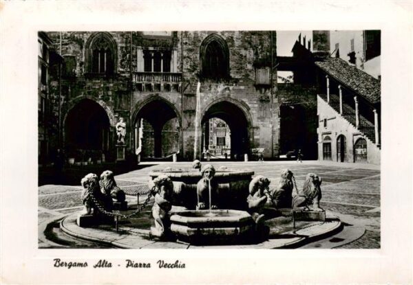 Bergamo Lombardia IT Alta Piazza Vecchia