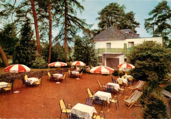 Nastaetten Taunus Hotel Pension Tannenhof Freiterrasse