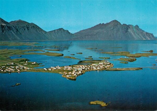 Hoefn Iceland i Hornafiroi Fliegeraufnahme