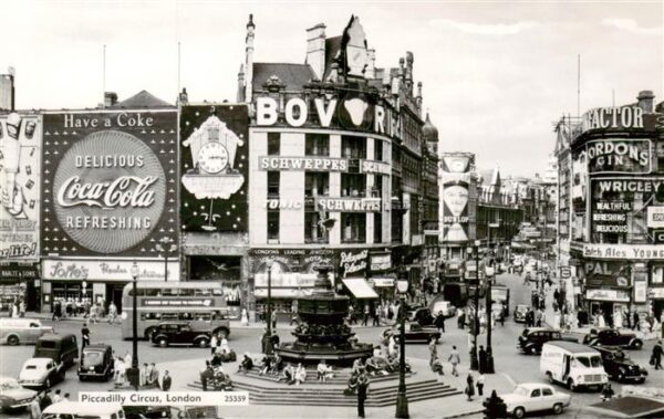 London  UK Piccadilly Circus