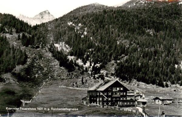 Krimmler-Tauernhaus 1691m AT Panorama