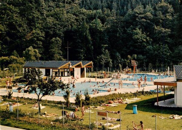 Alf Bullay Mosel Waldschwimmbad Arrastal