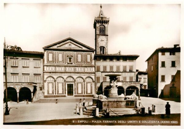 Empoli Florenz Firenze IT Piazza Farinata degli Uberti e Collegiata