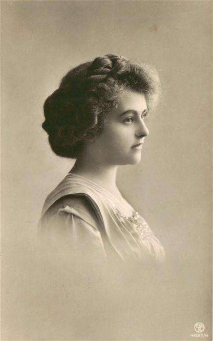 Foto PMB Nr. Nr 4637/4 Frau portre