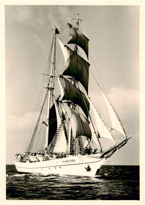 Segelschiffe Warnemuende