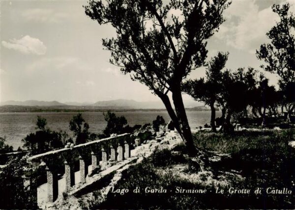 Sirmione Lago di Garda Le Grotte di Catullo