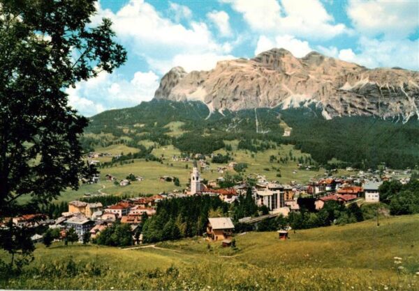 Cortina d Ampezzo IT Le Tofane