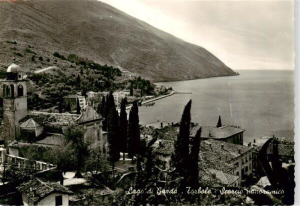 Torbole Lago di Garda IT Scorcio panoramico
