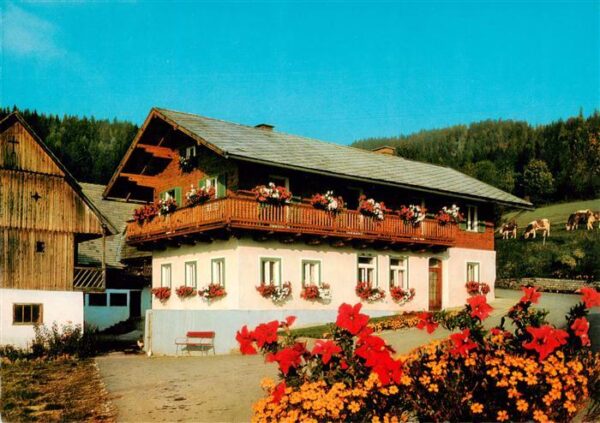 Baierdorf Anger Bauernhof Urlaub Schrank vlg Dunsbaur