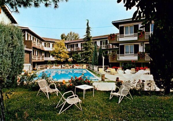 Lazise Lago di Garda IT Hotel Al Pescador Pool