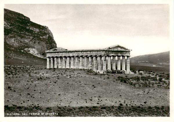 Segesta Sicilia IT Dintorni del Tempio di Segesta