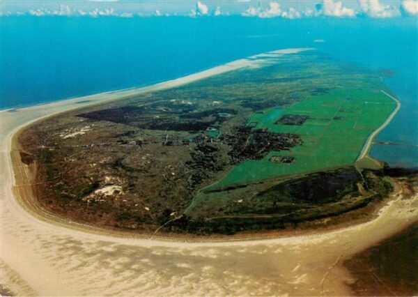 Schiermonnikoog Oase in de Wadden Fliegeraufnahme