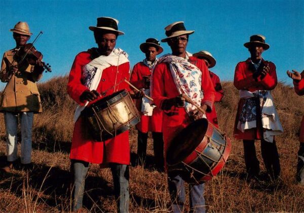 Antananarivo Tananarive Madagaskar Groupe de Mphita Gasy sut les hauts plateaux