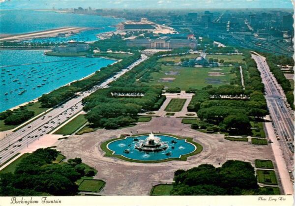 Michigan Buckingham Fountain Aerial View