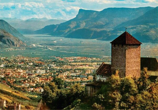 Meran Merano IT Schloss Tirol Panorama