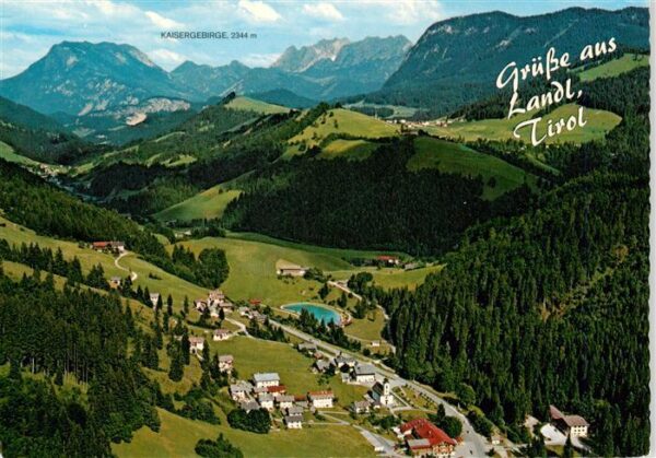 Landl Thiersee Tirol AT Fliegeraufnahme mit Kaisergebirge