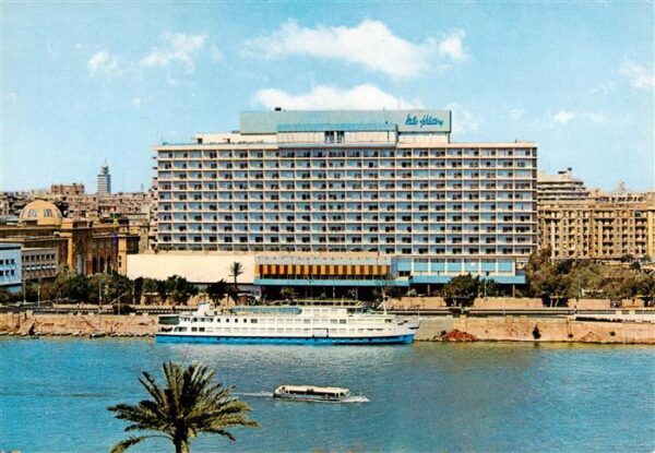 Cairo Egypt Hilton Hotel und Isis Boot Hotel