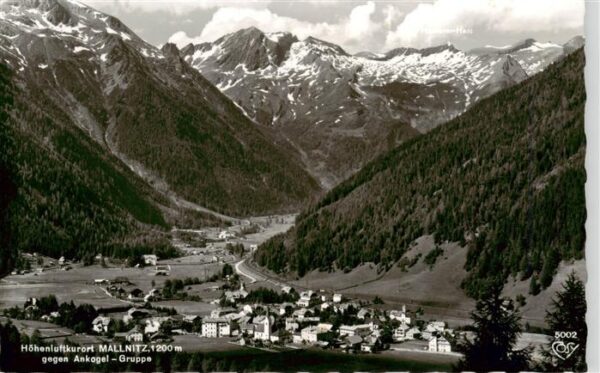 Mallnitz Tauernbahn Kaernten AT mit Ankogel Gruppe