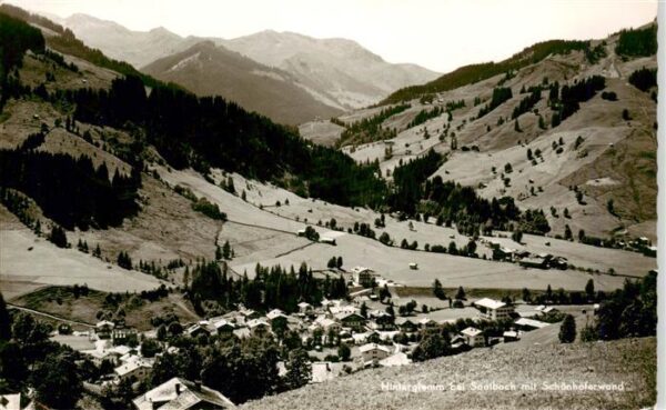 Hinterglemm Saalbach mit Schoenhoferwand