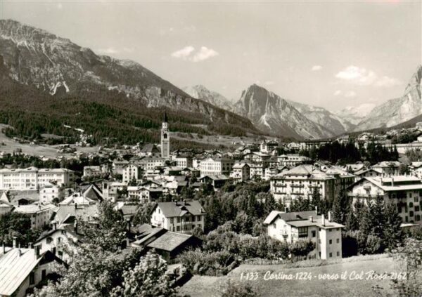Cortina d Ampezzo IT verso il Col Rosa