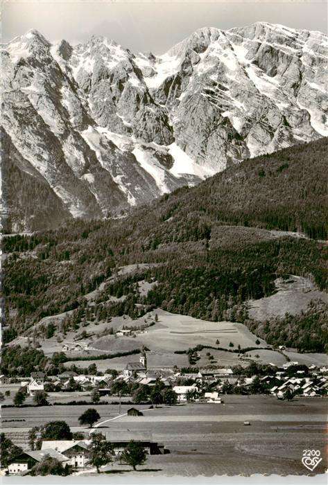 Kuchl Salzburg AT Fliegeraufnahme mit Hohem Goell
