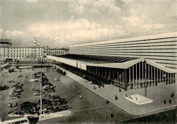 Roma  Rom IT Piazzale della Stazione