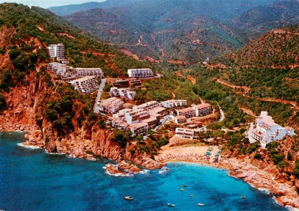 Cala Salions Tossa de Mar ES Fliegeraufnahme