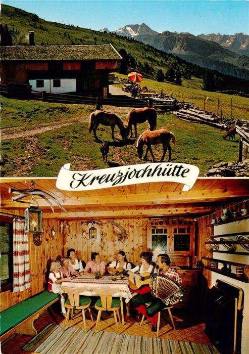 Fuegen Zillertal Tirol AT Jausenstation Kreuzjochhuette Gaststube
