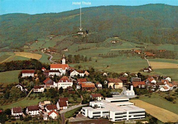 Lalling Niederbayern Lallinger Winkel Sport-Hotel Thula Schule Fliegeraufnahme