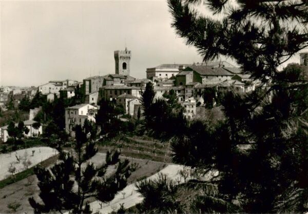 Recanati Macerata Marche IT Panorama da ponente