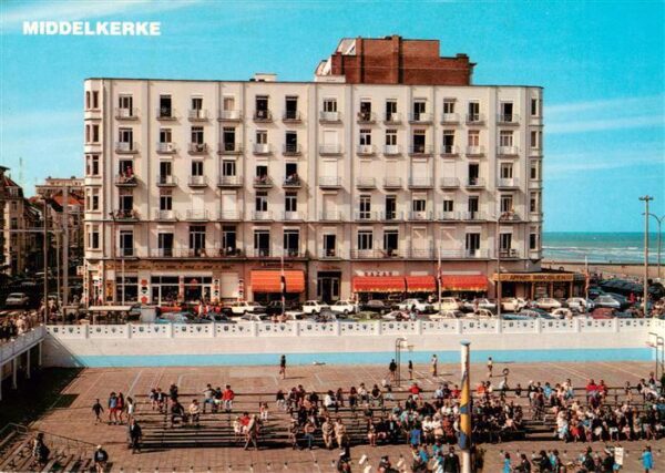 Middelkerke Belgie Tennis et Rue Van Caillie Hotel