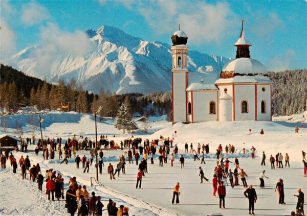 Seefeld Tirol Eislaufplatz am Seekircherl mit Hocheder