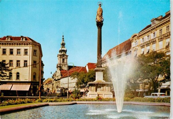 Graz  Steiermark AT Am Eisernen Tor Brunnen Denkmal