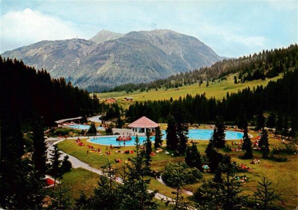 Lech Vorarlberg Sportzentrum mit Freibad