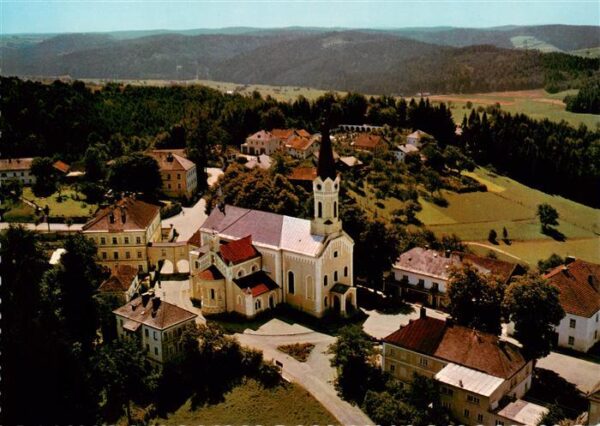 Maria Schmolln Oberoesterreich AT Fliegeraufnahme mit Wallfahrtskirche