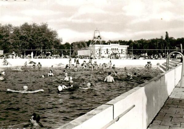 Hajduszoboszlo HU Wellenbad