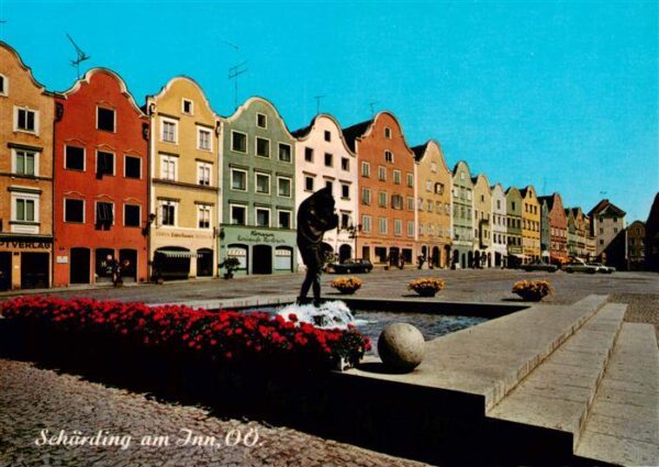 Schaerding Inn AT Oberer Stadtplatz Christophorus Brunnen und Silberzeile mit de
