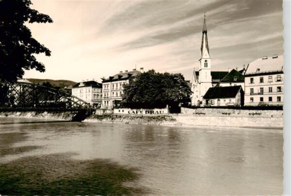 Villach Kaernten AT Partie an der Drau