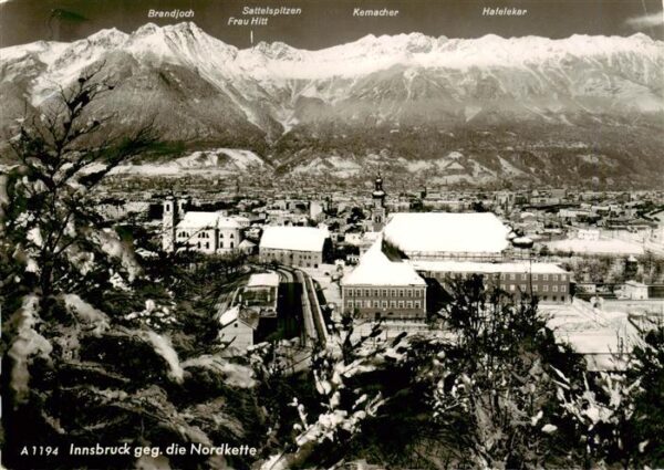 Innsbruck Tirol AT mit Nordkette