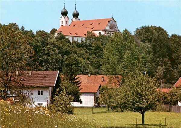 Altenmarkt Alz Ansicht mit Stiftskirche Baumburg