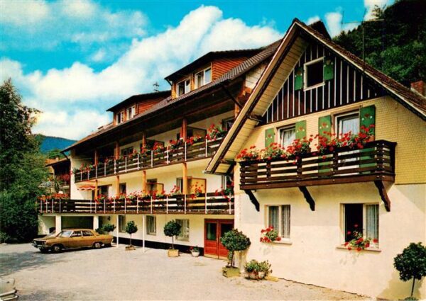 Loecherberg Ibach Hotel Pension Schwarzwald Idyll