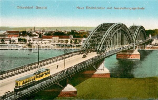 Duesseldorf Rheinbruecke mit Ausstellungsgebaeude Strassenbahn