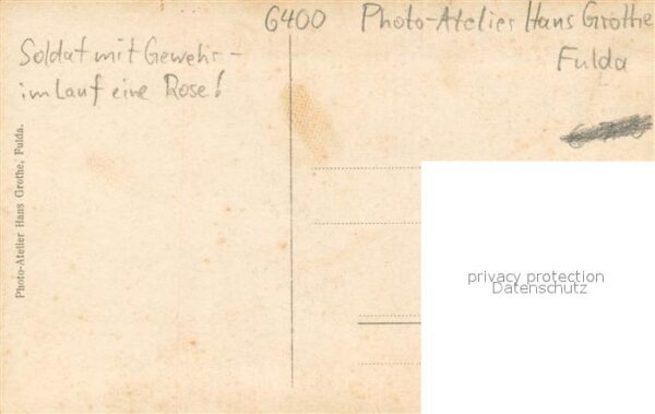 Fulda Soldat mit Gewehr und einer Rose im Lauf – Bild 2